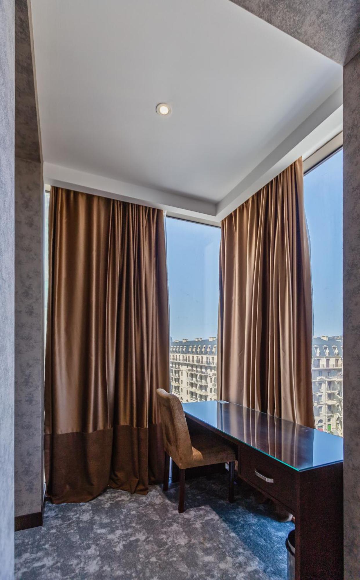 Harmony Hotel Баку Екстериор снимка