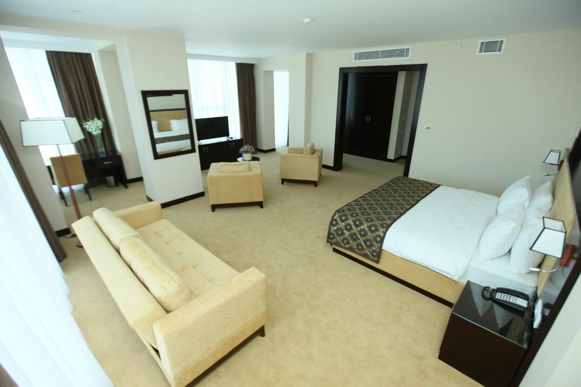 Harmony Hotel Баку Екстериор снимка